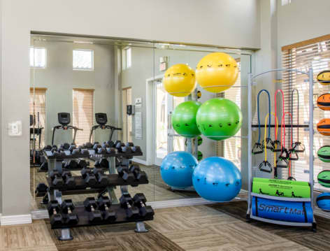 Fitness center at MAA City Gate luxury apartment homes in Phoenix, AZ