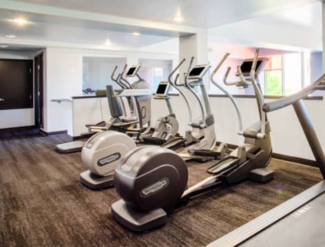 Fitness center at MAA Skysong luxury apartment homes in Phoenix, AZ