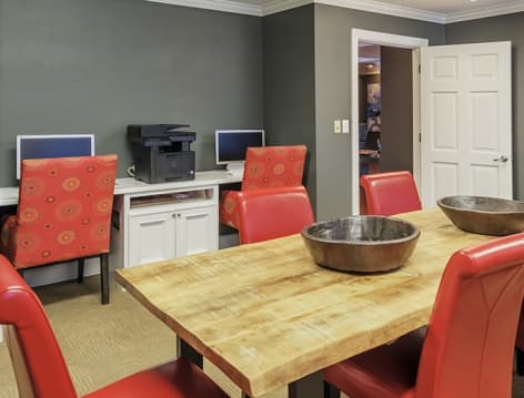 Business Center at Palisades Apartments at Chenal Valley luxury apartment homes in Little Rock, AR