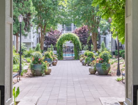Garden at MAA Gardens luxury apartment homes in Atlanta, GA