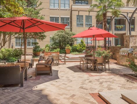 Grill Area at MAA Gateway luxury apartment homes in Charlotte, NC