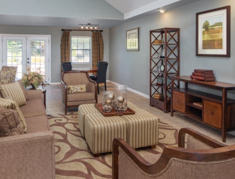 Clubhouse at MAA Highland Ridge luxury apartment homes in Greenville, SC