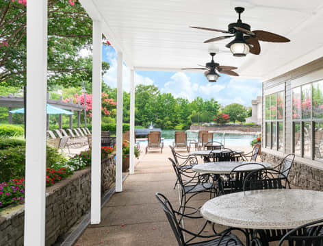 Café O'Lake Patio at Reserve at Dexter Lake luxury apartment homes in Memphis, TN