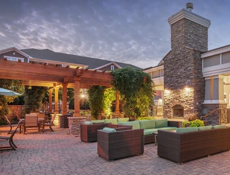Outside Seating at MAA Cool Springs luxury apartment homes in Franklin, TN