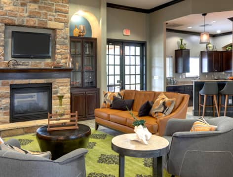 Clubhouse at Colonial Grand at Onion Creek luxury apartment homes in Austin, TX