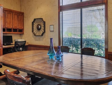 Meeting room at Boulder Ridge luxury apartment homes in Dallas, TX