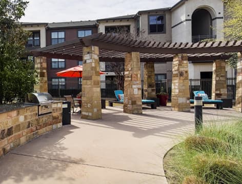 Grilling Area at MAA Starwood luxury apartment homes in Frisco, TX