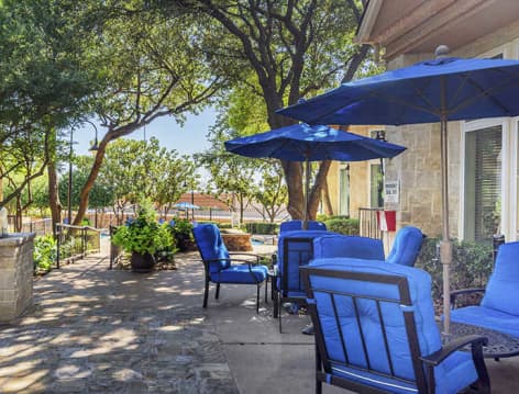 Outdoor grill area 2 at MAA Willow Creek luxury apartment homes in Dallas, TX