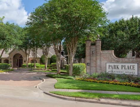 Exterior at Park Place Houston luxury apartment homes in Houston, TX