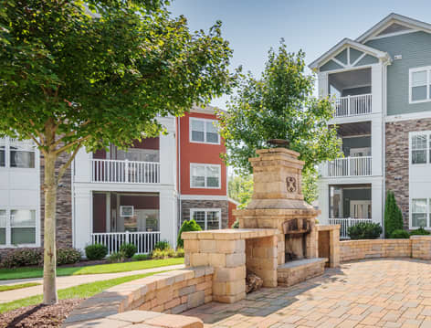 Firepit at Station Square at Cosner's Corner luxury apartment homes in Fredericksburg, VA