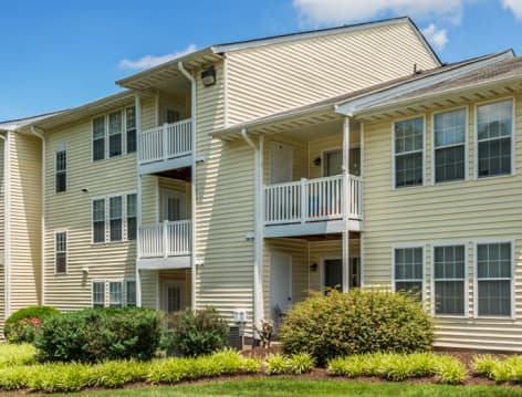 Exterior at Colonial Village at Chase Gayton luxury apartment homes in Richmond, VA