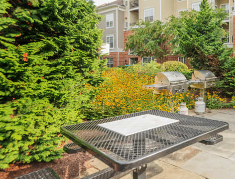Grill at Post Fallsgrove luxury apartment homes in Rockville, MD