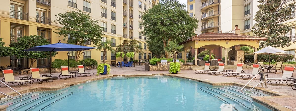 Pool at MAA Worthington luxury apartment homes in Dallas, TX