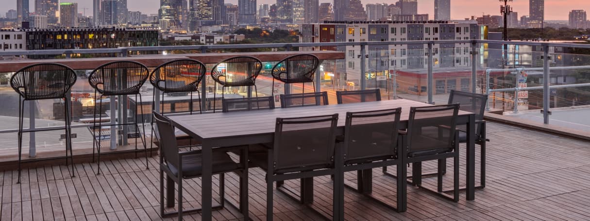 Rooftop at MAA South Lamar luxury apartment homes in Austin, TX