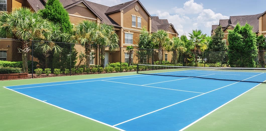 Tennis Court at Village Oaks luxury apartment homes in Tampa, FL