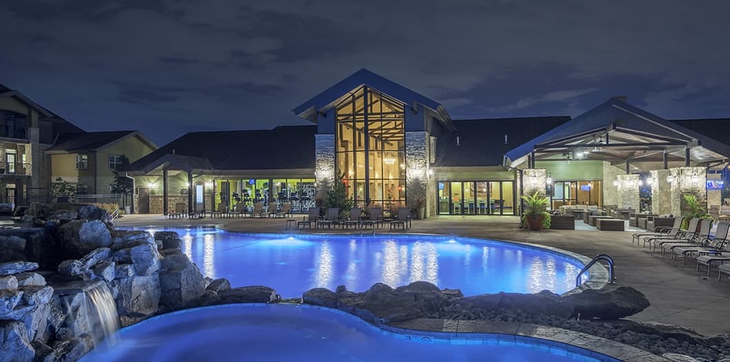 Pool at Ranch at Prairie Trace luxury apartment homes in Overland Park Kansas City, KS