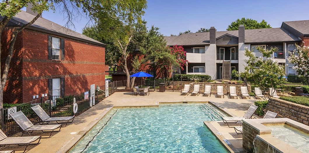 Pool 2 at Colonial Village at Grapevine luxury apartment homes in Grapevine, TX near Dallas