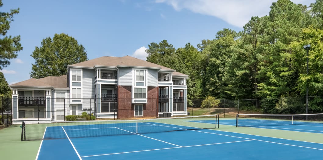 Tennis Court at Colonial Village at Waterford luxury apartment homes in Richmond, VA