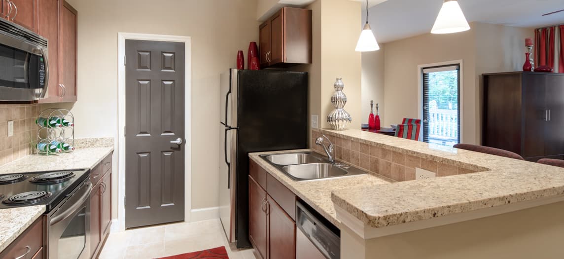 Post Peachtree Hills Luxury Apartments In Atlanta Ga Maa