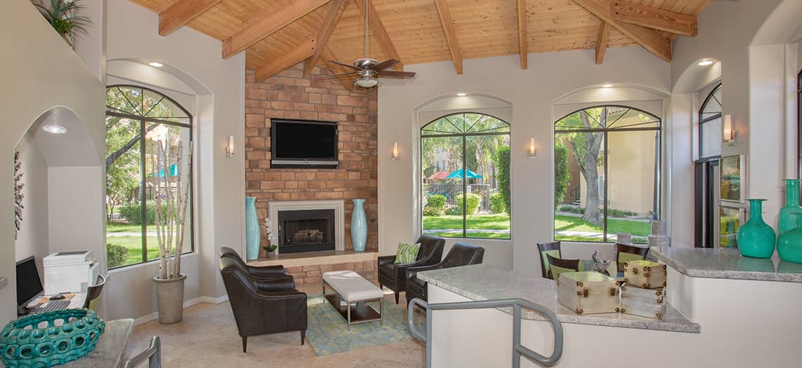 Colonial Grand At Old Town Scottsdale Luxury Apartments In Phoenix Az Maa