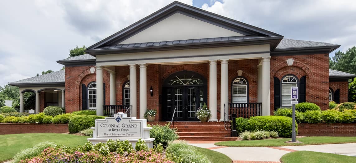 Colonial Grand At River Oaks Luxury Apartments In Atlanta