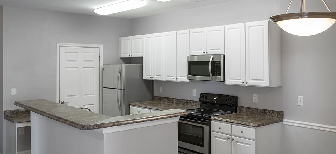 Model Kitchen at MAA Benton luxury apartment homes in Pooler, GA