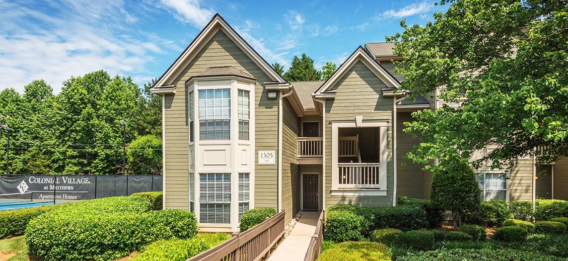 Maa Fifty One Apartments In Matthews Nc Maa