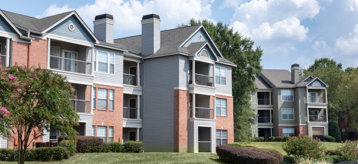 MAA Beverly Crest Luxury Apartments Charlotte, NC MAA