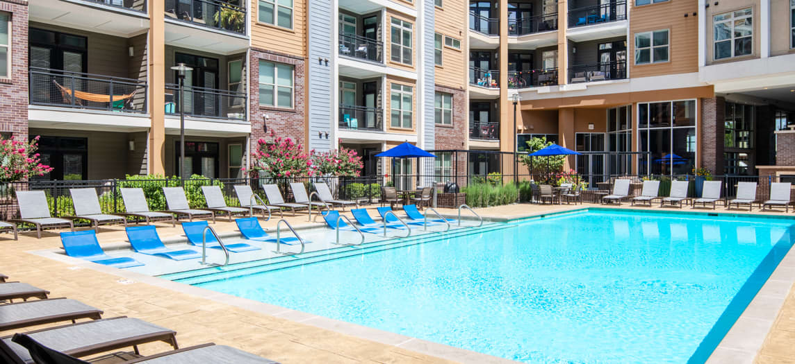 MAA Charlotte Ave Luxury Apartments Nashville MAA