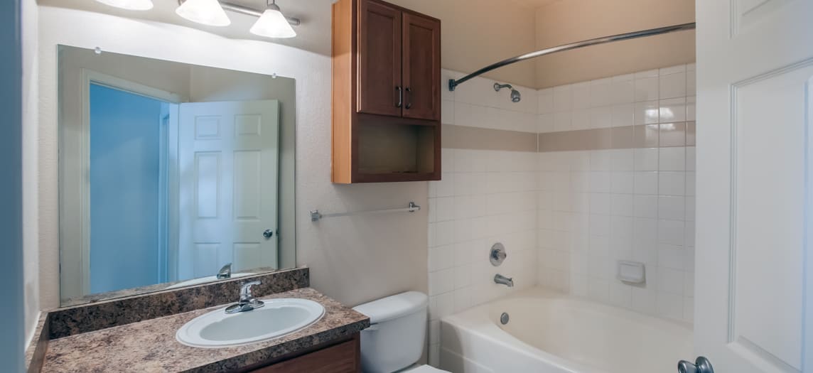 Round Rock Luxury Apartments Colonial Grand At Round Rock Maa