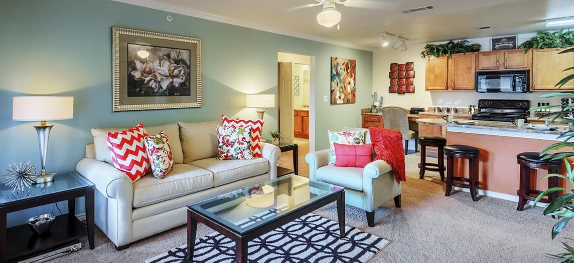 Colonial Grand At Silverado Luxury Apartments In Cedar