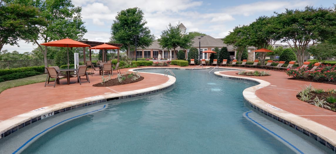 MAA Onion Creek Luxury Apartments for Rent in Austin, TX
