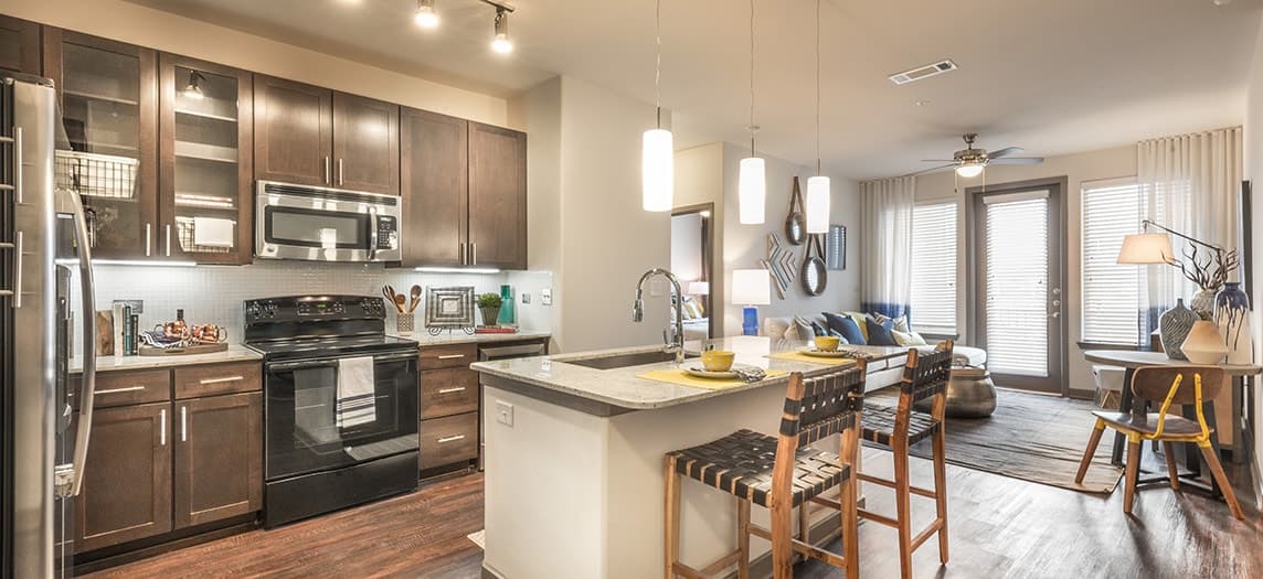 Cityscape At Market Center Ii Luxury Apartment In Dallas Tx