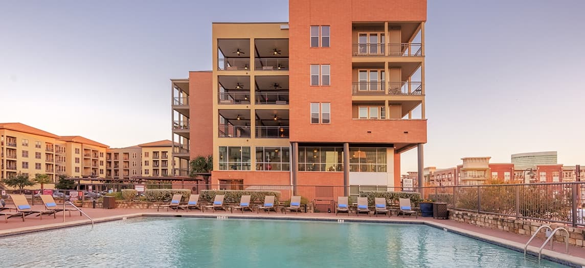 MAA Bella Casita | Luxury Apartments in Las Colinas Irving, TX | MAA