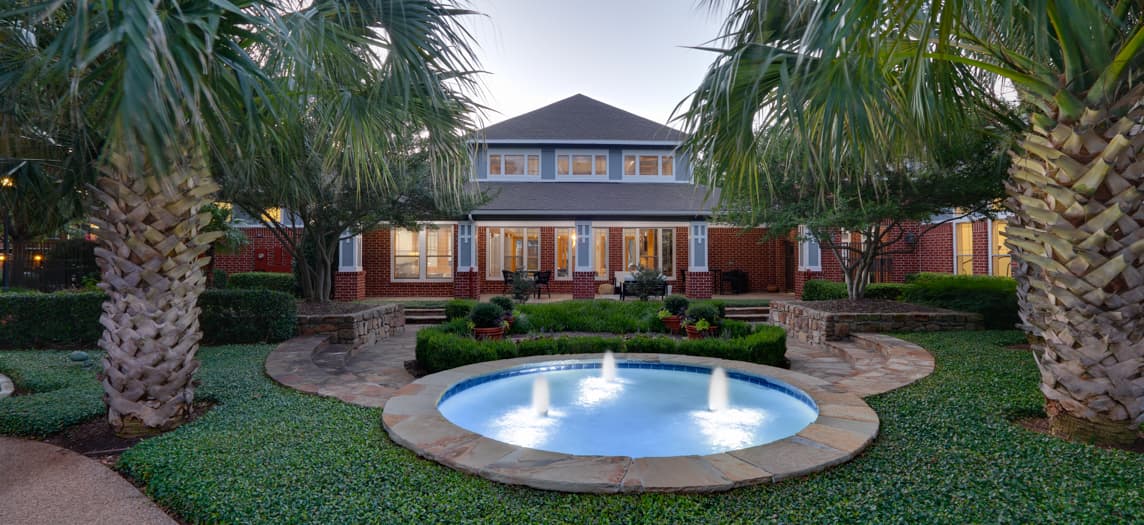 MAA Grand Courtyards Apartments in Grand Prairie, TX MAA