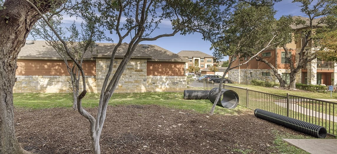 Bulverde Oaks Luxury Apartments In San Antonio Tx Maa