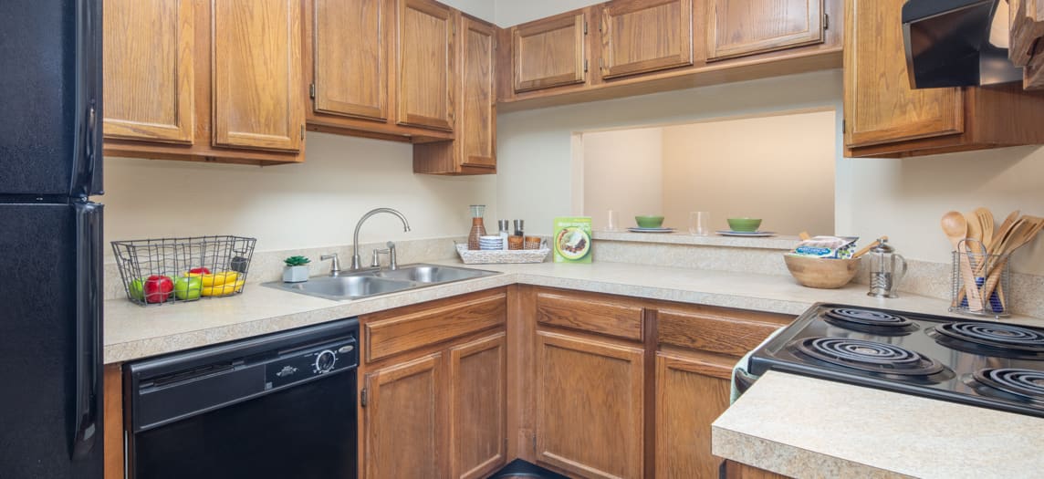 Model Kitchen at Cooper's Hawk luxury apartment homes in Jacksonville, FL