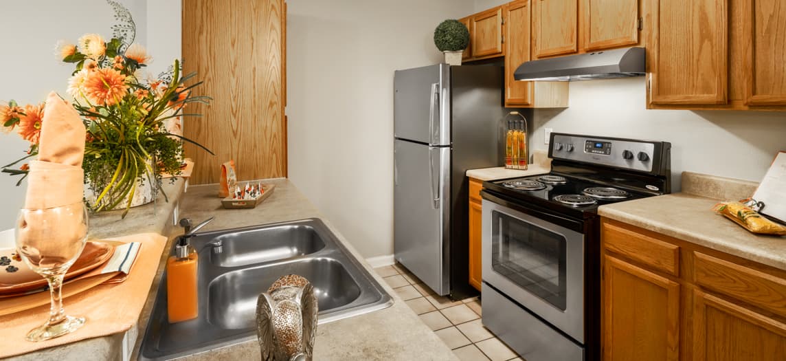 Kitchen at MAA Murfreesboro luxury apartment homes in Nashville, TN