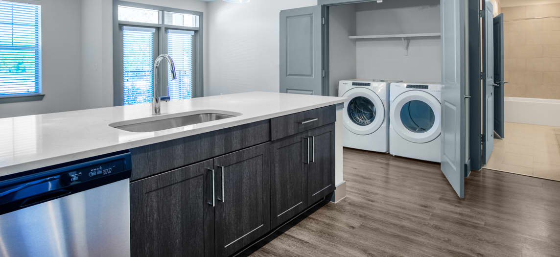 Kitchen at MAA Copper Ridge luxury apartment homes in Dallas, TX