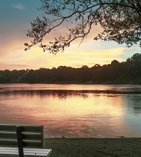 Lake Night at Colonial Grand at Edgewater luxury apartment homes in Huntsville, AL