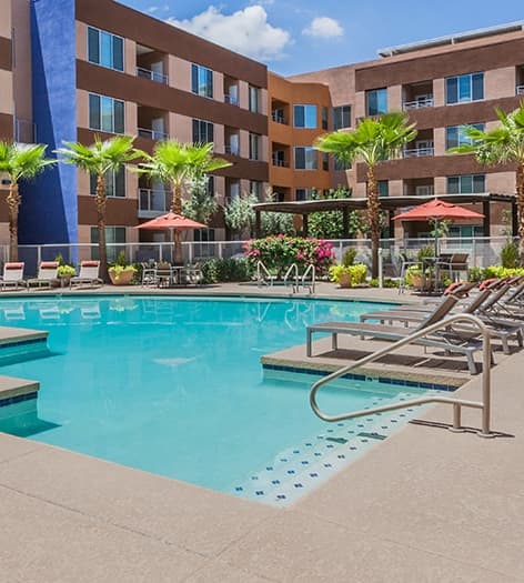 Pool at Skysong luxury apartment homes in Phoenix, AZ