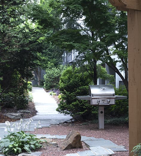Picnic Area 2 at Post Stratford luxury apartment homes in Atlanta, GA