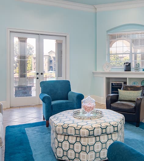 Clubhouse at Oaks at Wilmington Island luxury apartment homes in Savannah, GA