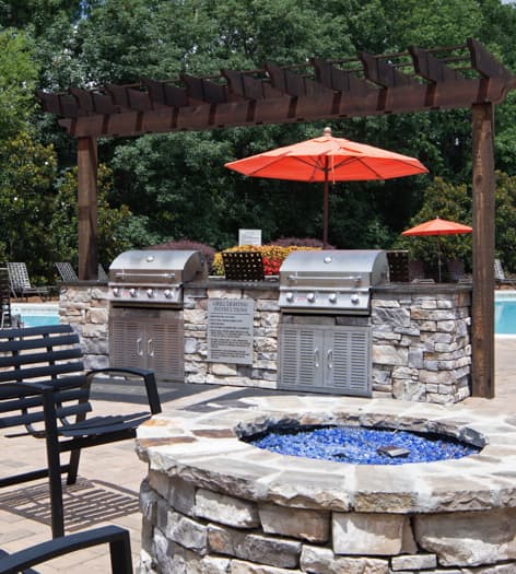 Fire Pit at Colonial Grand at Mallard Creek luxury apartment homes in Charlotte, NC