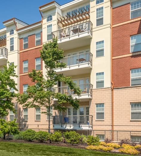 Street Level Exterior at MAA Enclave luxury apartment homes in Charlotte, NC