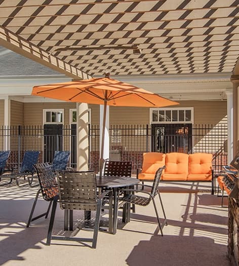 Grill Area at Colonial Grand at Cypress Cove luxury apartment homes in Charleston, SC
