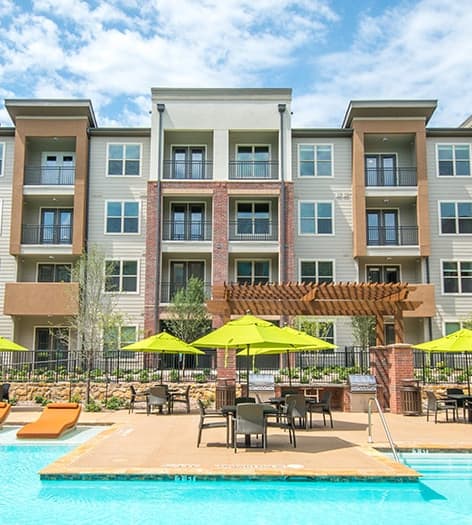 Pool 2 at Cityscape at Market Center luxury apartment homes in Dallas, TX