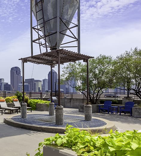 Sky terrace at MAA Heights luxury apartment homes in Dallas, TX