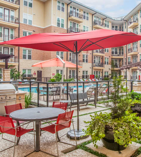 Entertaining Area2 at Post 510 luxury apartment homes in Houston, TX