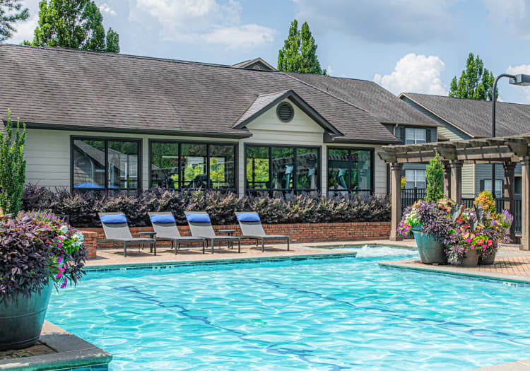 Outdoor swimming pool at MAA Oglethorpe luxury apartment homes in Brookhaven, GA
